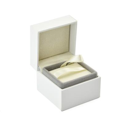 China CMYK Printing Cardboard Packaging Boxes , Velvet Wedding Ring Box Luxury for sale