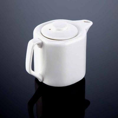 China Royal Ware 750ml Porcelain Coffee Pot White Ceramic Teapot For Restaurants for sale