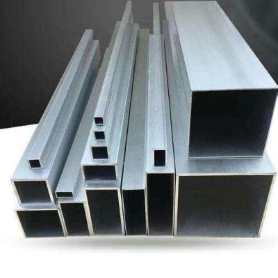 중국 검은 색 안오디제 하공 알루미늄 직사각형 정사각형 튜브 6061 6063 2x2 3mm 판매용
