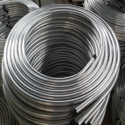 China Aluminiummaterialen Aluminiumbuis gewalste buis 1060 1070 1100 3003 voor airconditioning Te koop