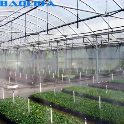 China Sistema de riego plástico del uno mismo del invernadero de la agricultura para la mariposa de la granja 360 rotatoria en venta