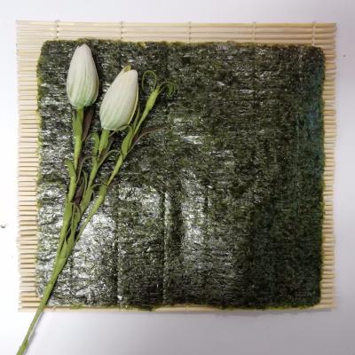 China Japanese Style Seaweed Sushi Nori Sheets For Sushi Restaurant Using for sale