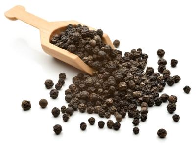 中国 Herbs Extract Spices Dried Black Pepper 12 Months Shelf Life 販売のため