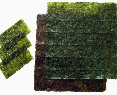 China Max 5% Moisture Dark Green Yaki Sushi Nori Seaweed With Wrapper for sale