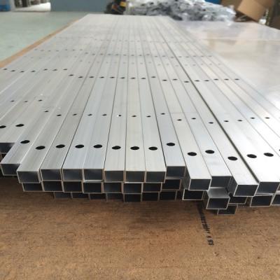 China 6061 Rectangular Aluminum Pipe Anodized Extruded Alloy Square Tubing Metal Tube à venda