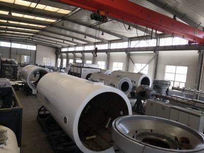 China 110-600mm PU Foaming Pre Insulated Pipe HDPE Jacket Pipe Production Line for sale