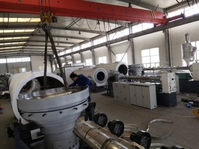China 960mm Vacuum Casing Case Shell Insulated Steel Pipe Production Line for sale