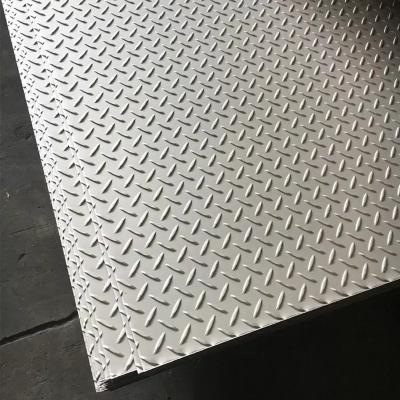 China Chequered Tread Aluminum Diamond Compass Pattern Sheet 1100 6004 5052 Plate Anti Slip for sale