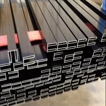 China 5052 5083 Vierkant roestwerend aluminium extrusieprofiel voor werkstations Te koop