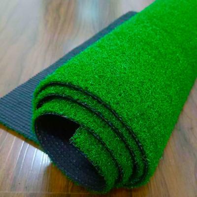 Chine Artificial Golf Putting Turf Green Soccer Durable Turf Golf Mat à vendre