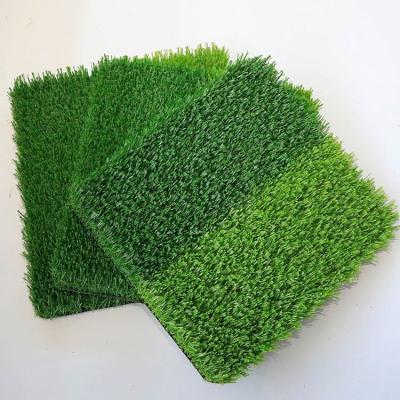 中国 3cm Football Artificial Grass Lawn Landscape Carpet Green Synthetic Faux Turf 販売のため