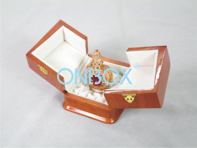 China Recycled wooden perfume packaging box for sale