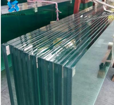 Chine Les feuilles de construction de verre feuilleté ont adapté la construction aux besoins du client ultra claire de verre trempé à vendre