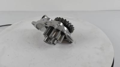China 6D95 PC200-5 Excavator Engine Oil Pump With 21 Tooth 6209-51-1201 for sale