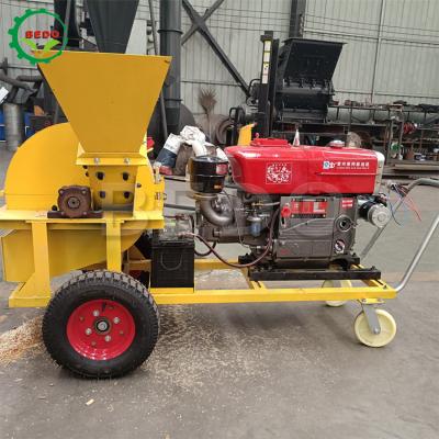 China Mobile Orchard Special Branch Grinder Diesel  With Cutter Blades for sale