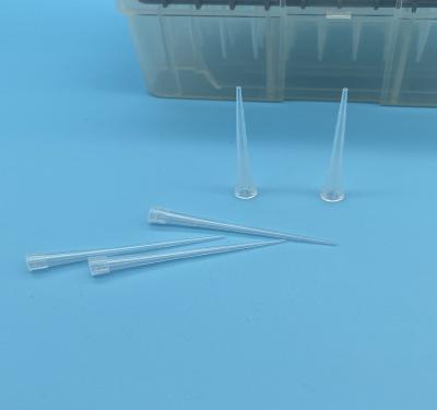 中国 透明な0.5-10ul長さの使い捨て可能なプラスチック点滴器のピペット 販売のため