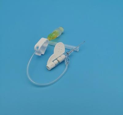 China 24G 	Tipo disponible infusión neonatal pediátrica amarilla de la mariposa de la cánula IV en venta