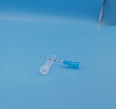 China Disposable Deep Blue Sterile 23g Hypodermic Needle With 0.6mm Out Diameter for sale