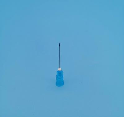 中国 ブルー グレーの使い捨て可能なスポイトの針の側面の穴の出口の直径1.8mm 15G 販売のため