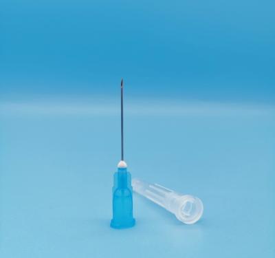 China Diámetro azul 1.8m m 15G de la salida de Grey Disposable Needle Syringe Inclined para la medicina en venta