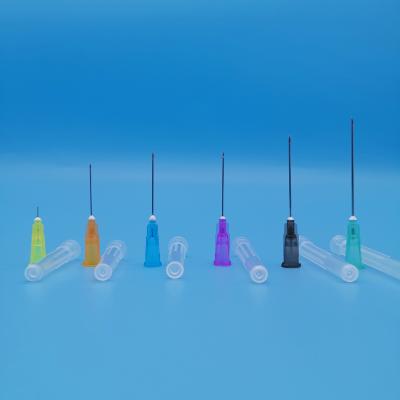 China 1.4mm Out Diameter Sterile Disposable Syringe 17G Red Purple With Side Hole for sale