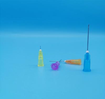 China Light Yellow Disposable Dental Syringes Side Hole Out Diameter 2.7mm 12G for sale
