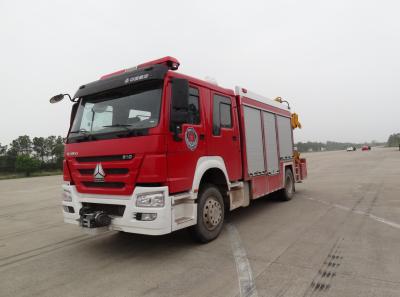 中国 SINOTRUK の頑丈なレスキュー トラック、6 の動かされた道の救助の緊急車両 販売のため