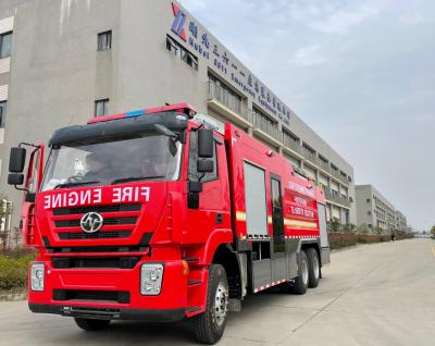 China Professional IVECO Heavy Duty Fire Truck 6x4 For Road Spraying Multifunctional for sale