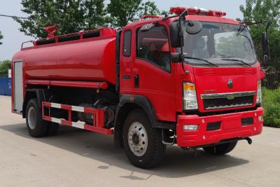 China HOWO 118KW Fire Fighter Truck , 6 Wheeled 9 Ton Fire Fighting Water Truck for sale