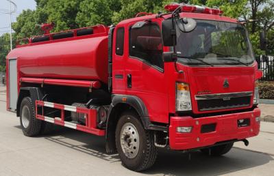 China HOWO 118KW Fire Fighting Water Truck 6 Wheeled 8 Ton Multifunctional à venda