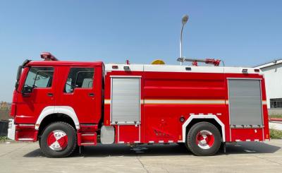China SINOTRUK 228 kW Hochleistungs-Feuerwehrauto mit 6 Rädern, 8000 Liter Schaumkapazität zu verkaufen