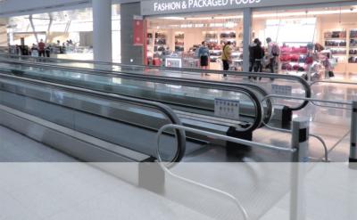 China Escalera móvil que camina de aluminio del alto de la impulsión aeropuerto automático de la acera en venta