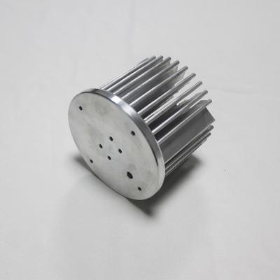 China Pin Fin Type Aluminum Alloy Cold Forged Heat Sink For Heat Dissipation Area And Shape à venda