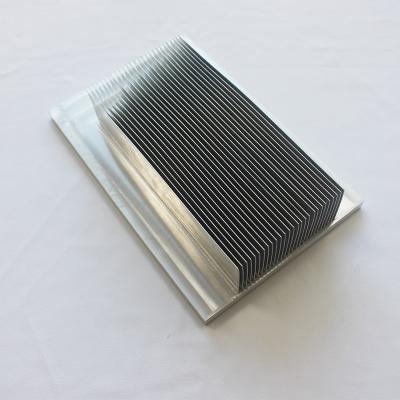 China Al6063 Anodizing Natural Folded Skived Fin Heat Sink With 16 Feet for sale
