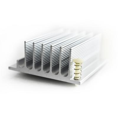 China Disipador de calor sacado de aluminio claro de anodización con Pin Fin Anti Oxidation en venta