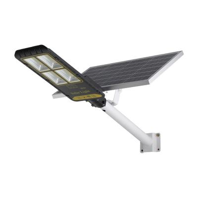 China 60w 90w 200w Solar Led Street Light With Remote Built In Battery 24000mAh Landscape Courtyard for sale