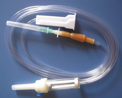 China Transparent EO Sterilized Medical Grade PVC Infusion Set With Luer Lock for sale