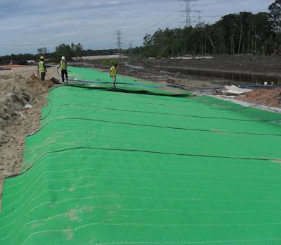 China Colchón relleno de arena de geotextil compuesto de doble capa para protección de taludes en venta