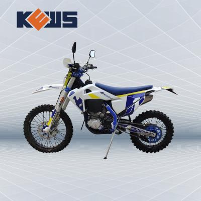 China Bicis gemelas de la suciedad de Enduro del movimiento de la leva cuatro de la motocicleta de 300CC Enduro con el motor del poder 23kw en venta