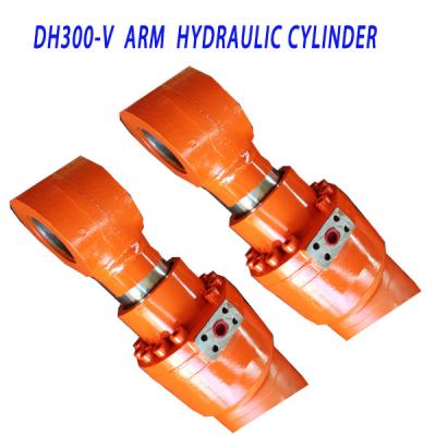 China 440-00257A  Doosan solar300-V arm hydraulic cylinder Doosan excavator spare parts Daewoo cylinder parts for sale
