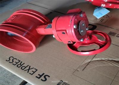 中国 Turbine Groove Red Butterfly Valve Red Color Dn100 Mm 販売のため