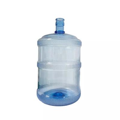 China Ninguna manija vacia la PC azul reciclable de la botella de agua de 5 galones para el dispensador del agua en venta