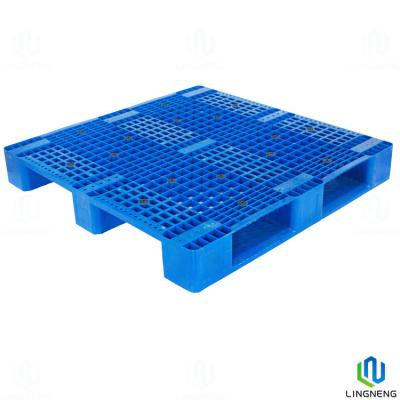 China 3 Runners HDPE Plastic Pallet Single Face 1100*1100*160mm With Tubes for sale