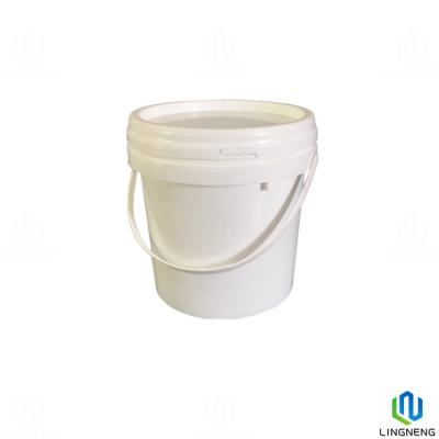China 1L Durable Food Storage Plastic Buckets With Lid And Handle for sale