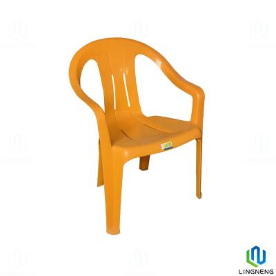China Ergonomic Modern Heavy Duty Plastic Stackable Dining Chairs OEM Acceptable for sale