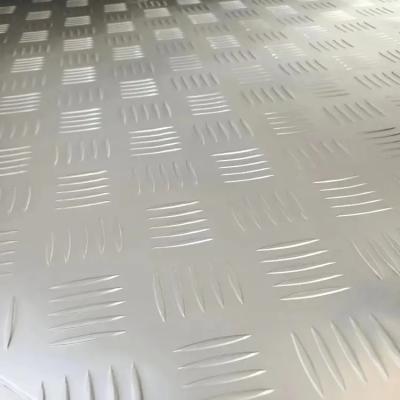 China 3003 H14 H18 Aluminum Chequered Embossed Sheet Plate 5 Bars 2 Bars 6mm for sale