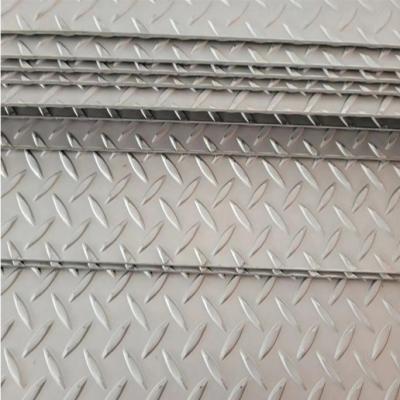 China 5083 Aluminum Checker Plate Sheet H111 Silver Color Embossed Cutting Size for sale