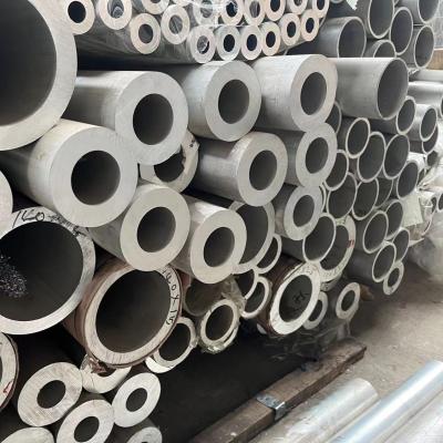 Cina Tubo in alluminio a sezione cava Profilo 6063 T4 4 mm 6 mm Spessore Certificato ISO in vendita