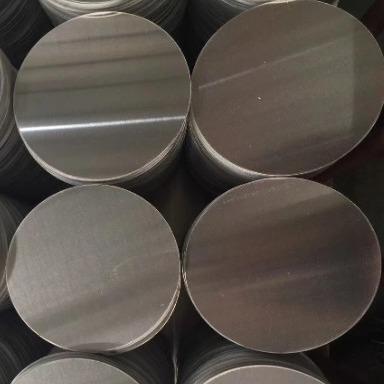 Chine Pure 99,7% Disque en aluminium rond 1050 1060 finition de broyeur 125 mm Pour les panneaux de signalisation à vendre