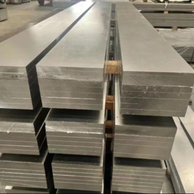 China Comprimento personalizado 6063 -T5 Alumínio barra plana liga extrudida 10 mm 20 mm Largura acabamento de moagem à venda